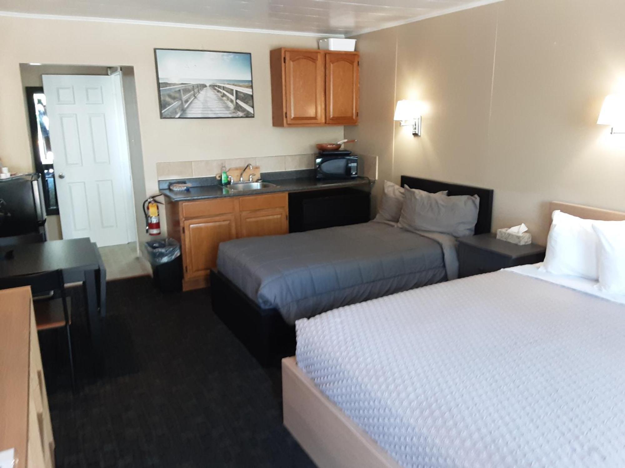 Berry'S Motel Truro Bagian luar foto